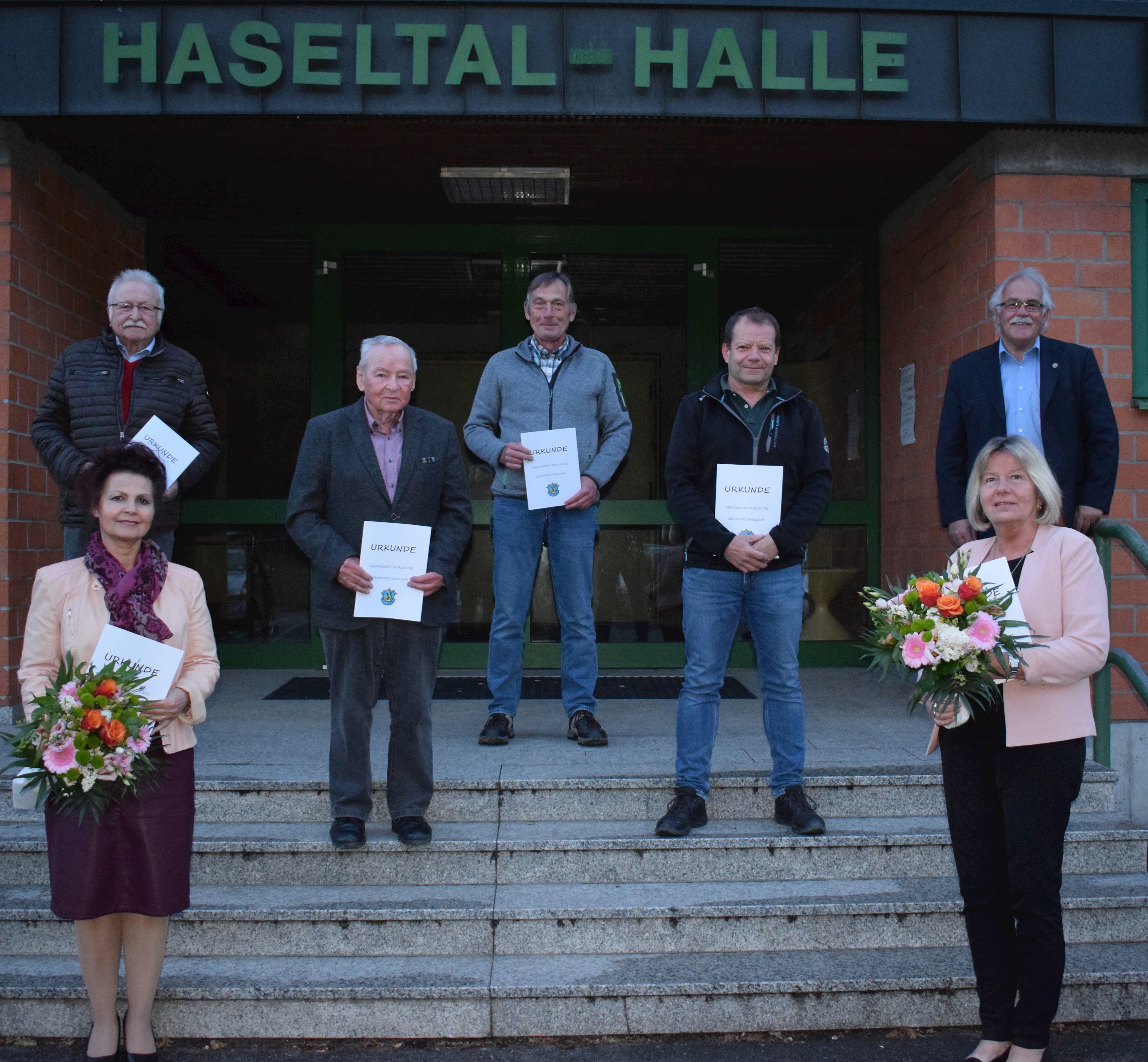 Verabschiedung der ausgeschiedenen Gemeinderatsmitglieder in Hasloch